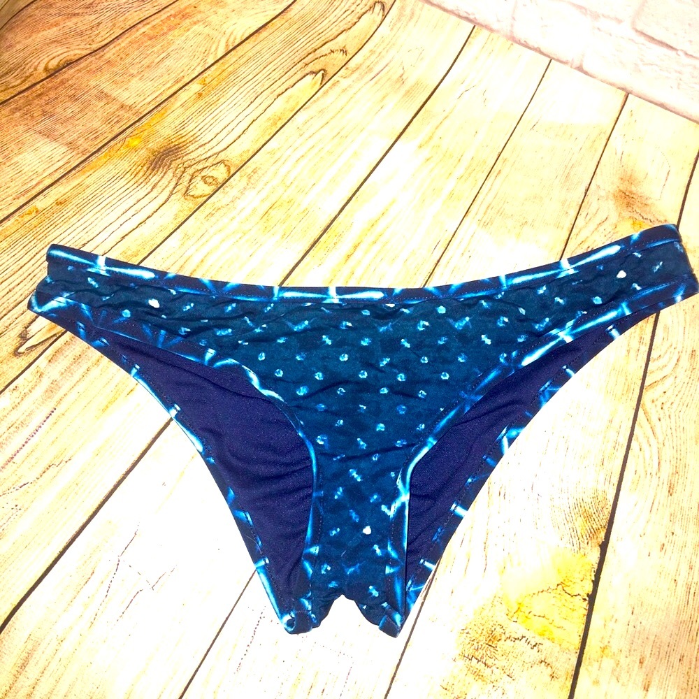 Lucky Reversible Bikini Bottoms Blue and White